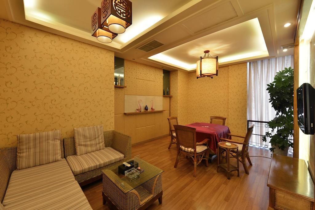 Lutianhua Hotel Chengdu Exterior photo
